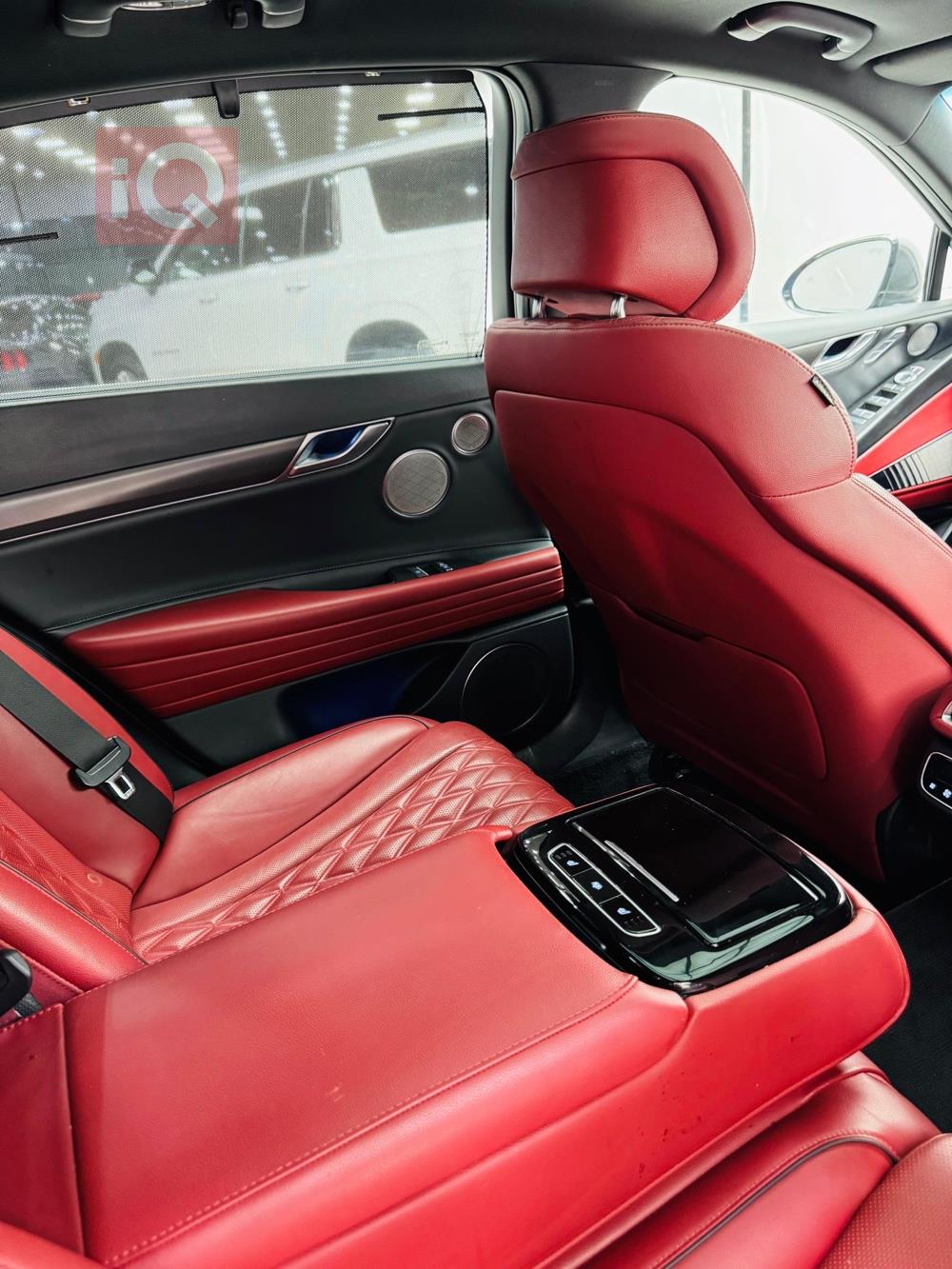 هيونداي جنسس